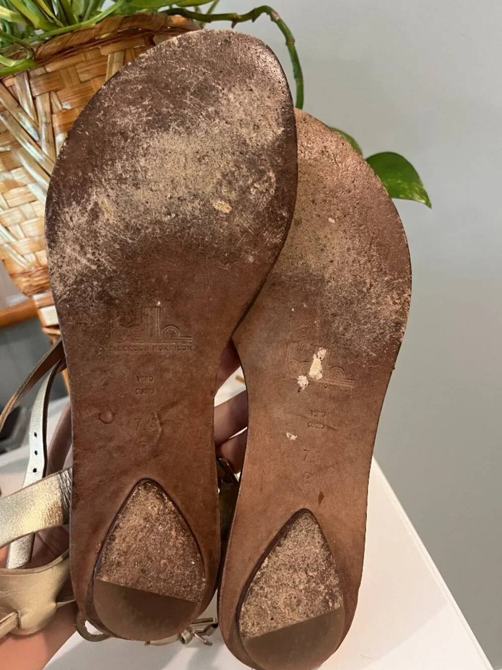 Belle by Sigerson Morrison Gold Thong Sandal - Size 7.5